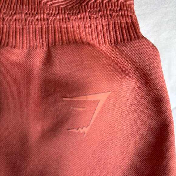 GYMSHARK Leggings in a light Coral Colour - Size S - 21" Inseam - EUC - Picture 6 of 6